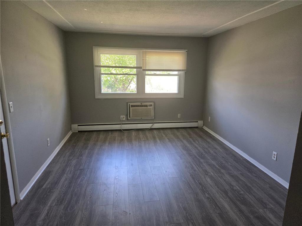 5820 2 1/2 Street NE Fridley MN 55432 7078856 image7