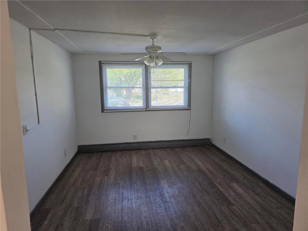 5820 2 1/2 Street NE Fridley MN 55432 7078856 image8