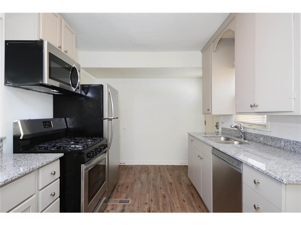 5820/5822 Nicollet Avenue Minneapolis MN 55419 7051425 image10