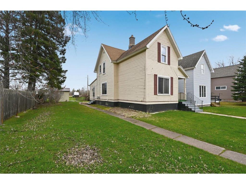 5820 John Avenue Superior WI 54880 7063144 image2