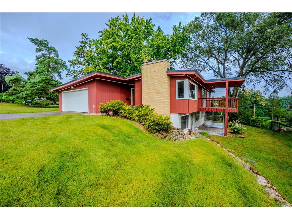 5820 W 70th Street Edina MN 55439 6782073 image1