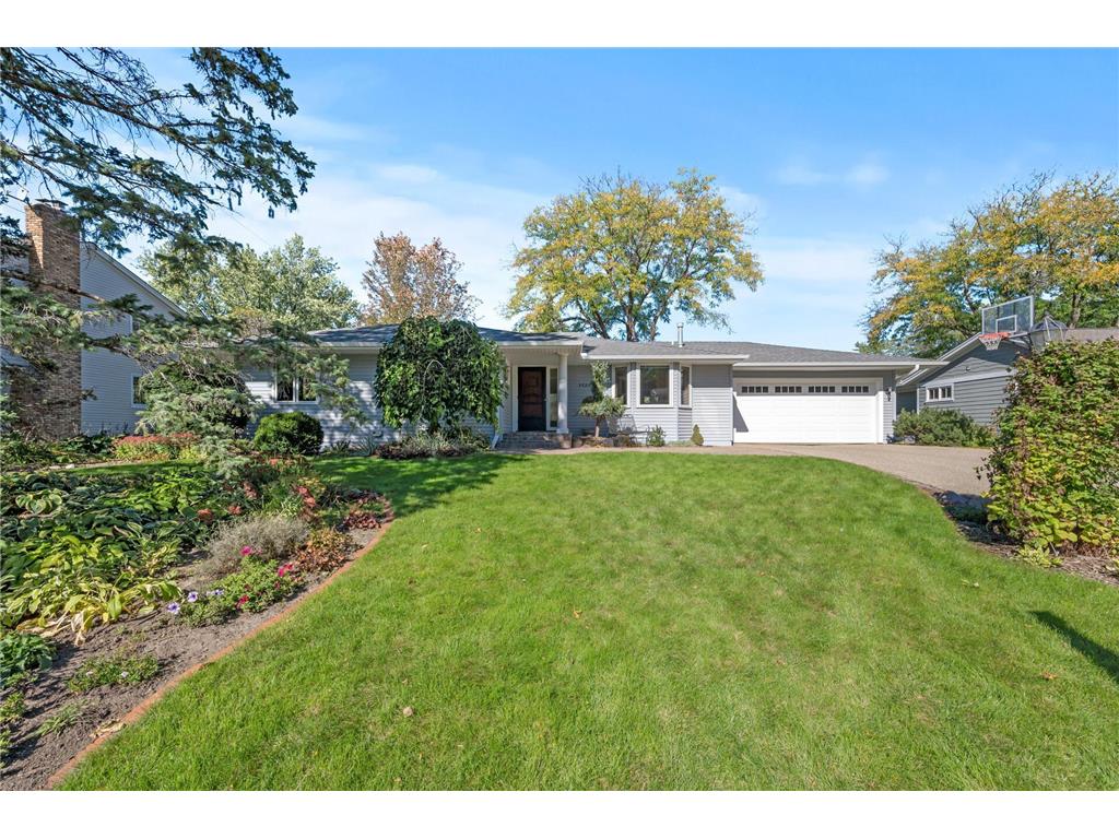 5820 West 68th Street Edina MN 55439 6445723 image1