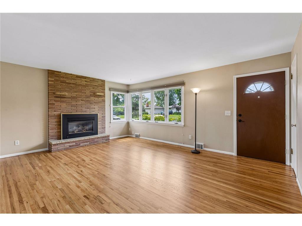 5821 5th Street NE Fridley MN 55432 7102804 image3