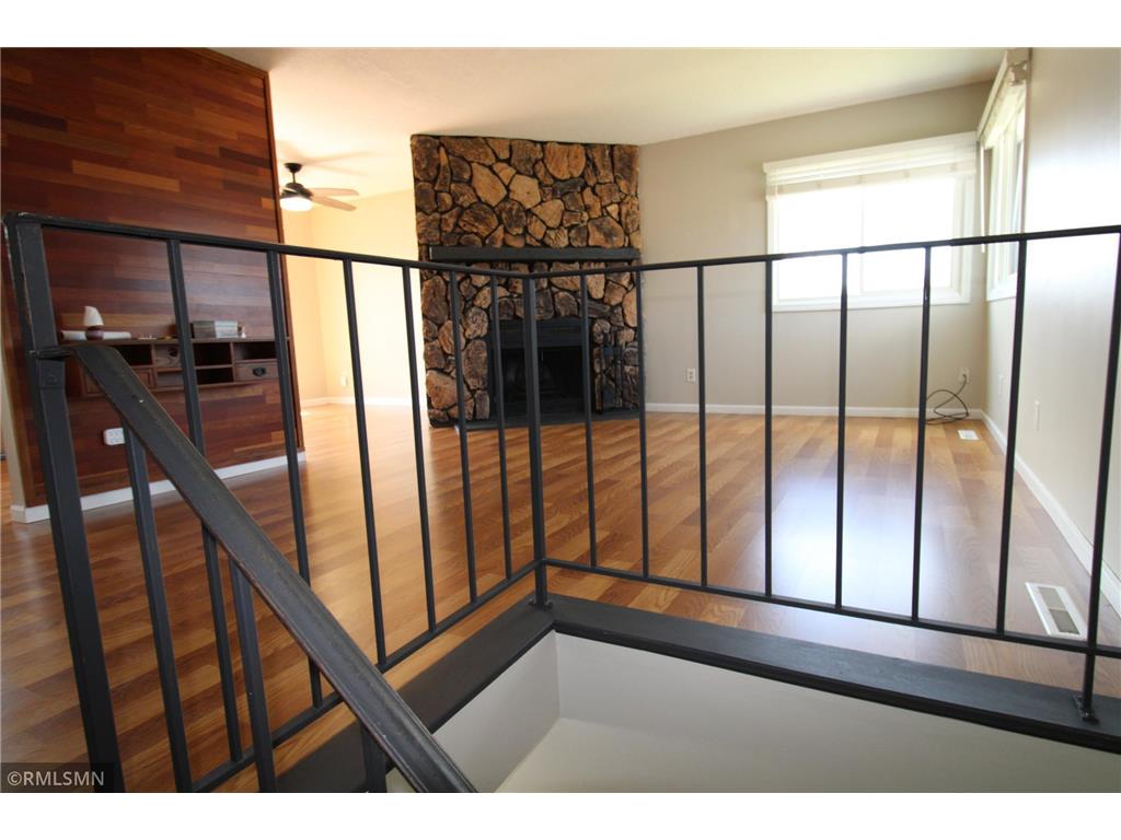 5821 84 1/2 Avenue N Brooklyn Park MN 55443 7058021 image10