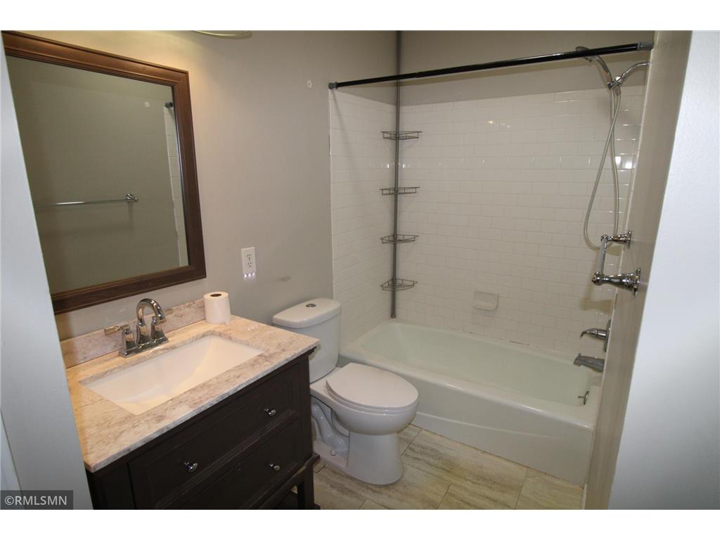 5821 84 1/2 Avenue N Brooklyn Park MN 55443 7058021 image14