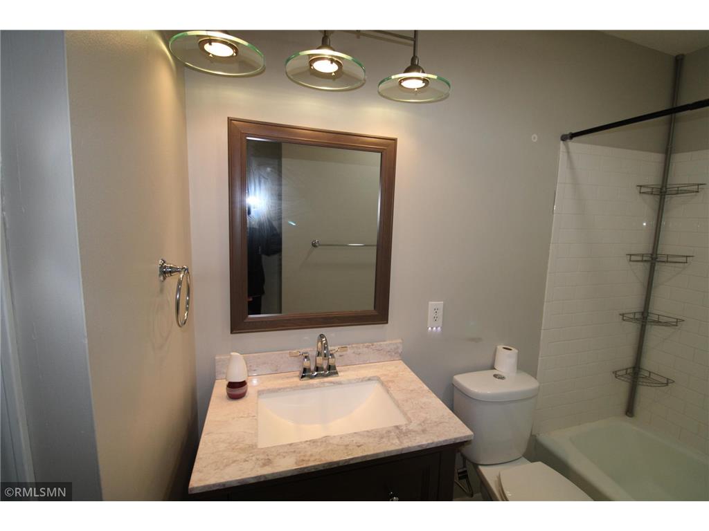 5821 84 1/2 Avenue N Brooklyn Park MN 55443 7058021 image15