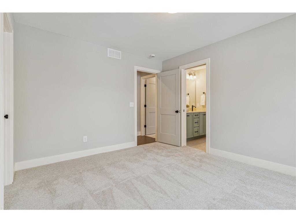 5821 Ashcroft Avenue Edina MN 55424 7034002 image43
