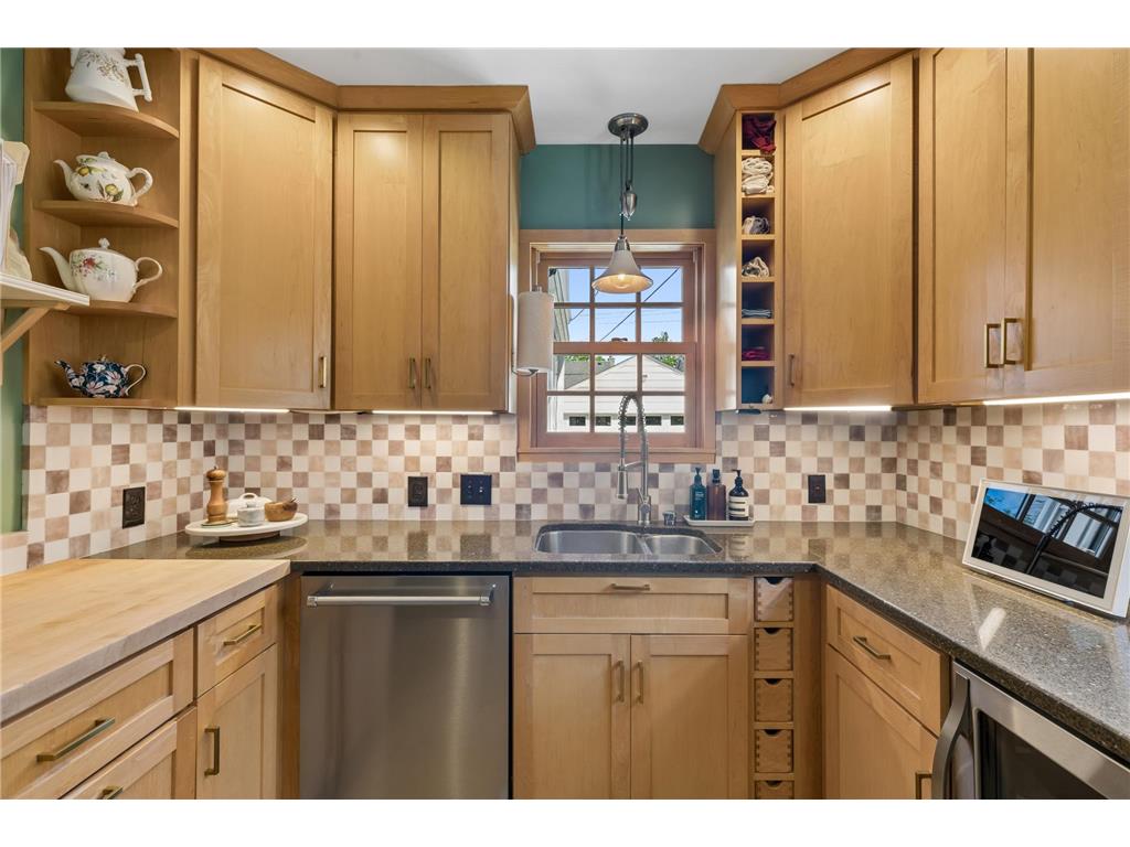 5821 Colfax Avenue S Minneapolis MN 55419 7069843 image22