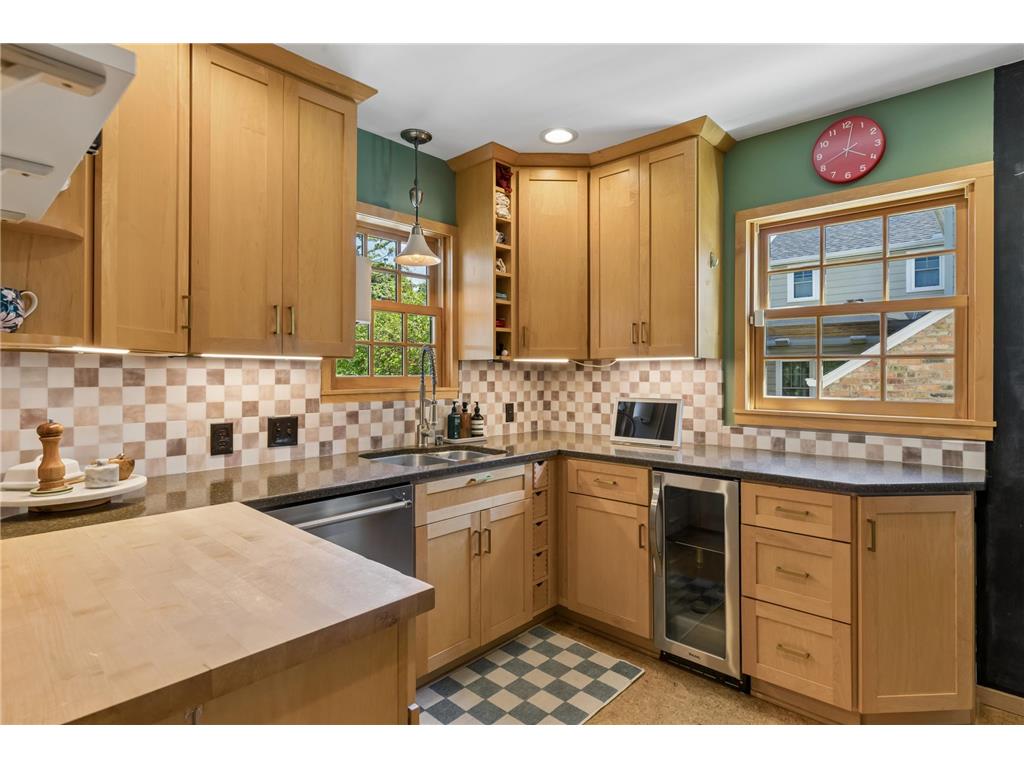 5821 Colfax Avenue S Minneapolis MN 55419 7069843 image9