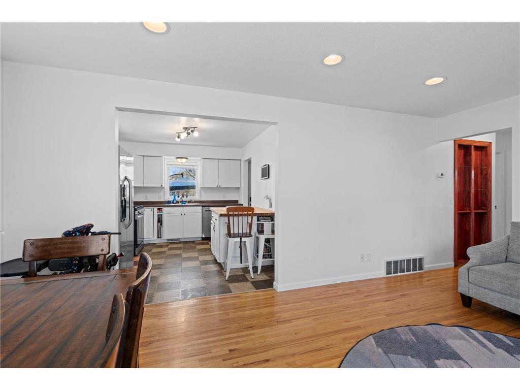 5825 Ensign Avenue N New Hope MN 55428 7029129 image10