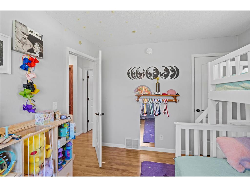 5825 Ensign Avenue N New Hope MN 55428 7029129 image19
