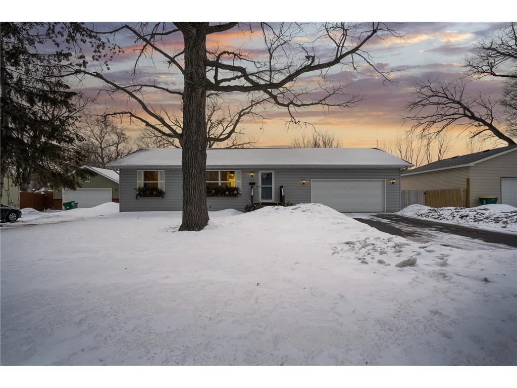 5827 Camden Avenue N Brooklyn Center MN 55430 6337744 image1