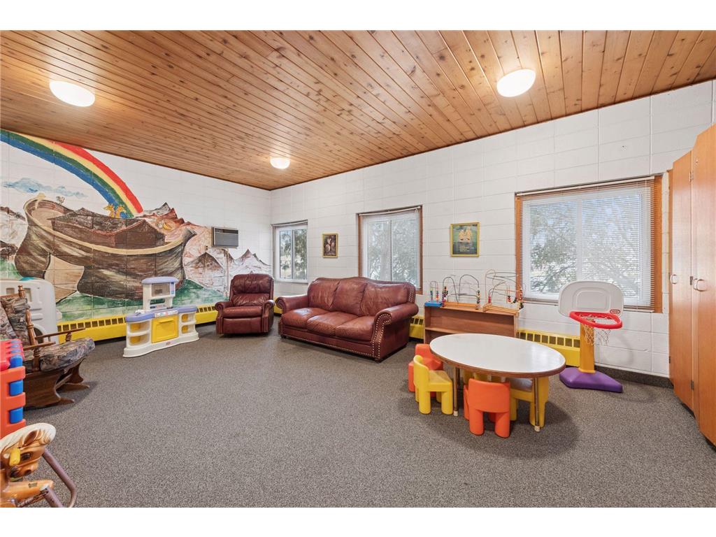 5827 Humboldt Avenue N Brooklyn Center MN 55430 7035667 image26