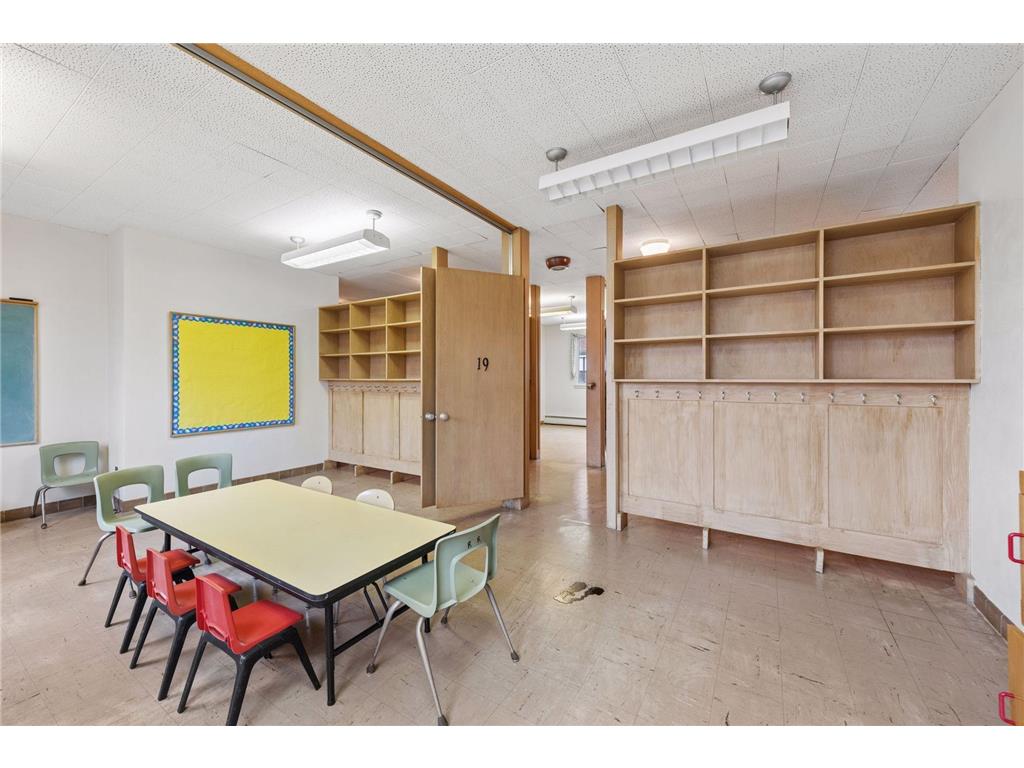 5827 Humboldt Avenue N Brooklyn Center MN 55430 7035667 image33
