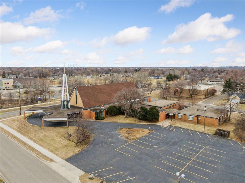 5827 Humboldt Avenue N Brooklyn Center MN 55430 7035667 image4