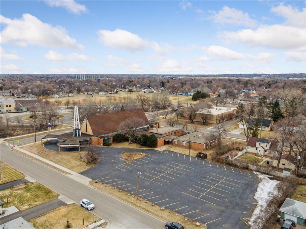 5827 Humboldt Avenue N Brooklyn Center MN 55430 7035667 image5