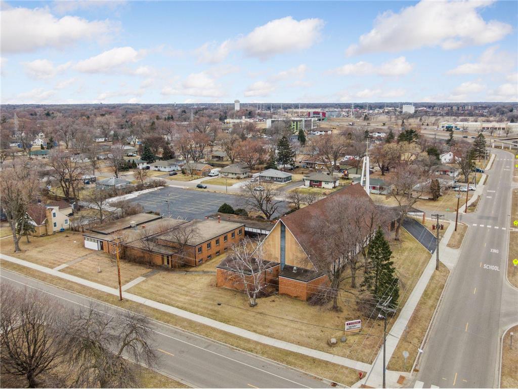 5827 Humboldt Avenue N Brooklyn Center MN 55430 7035667 image6