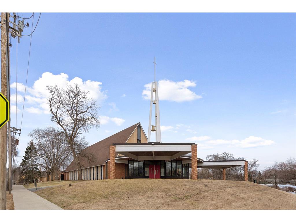 5827 Humboldt Avenue N Brooklyn Center MN 55430 7035667 image9