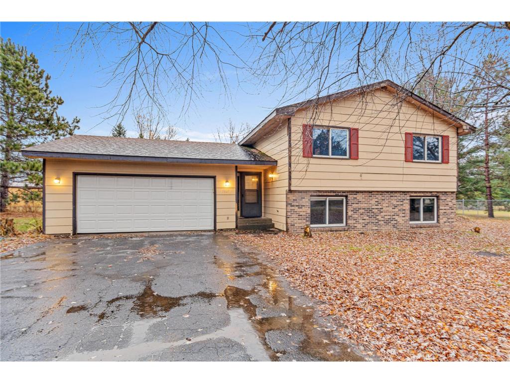 5827 Red Fox Run North Branch MN 55056 6626149 image1