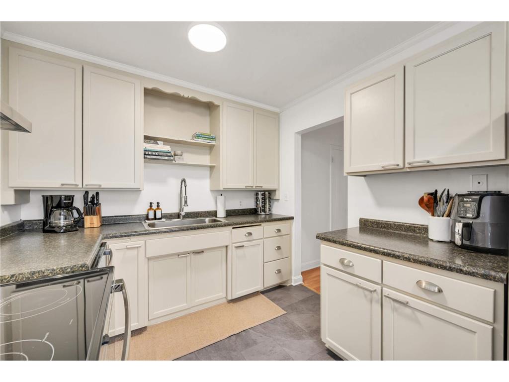 5828 Lyndale Avenue S Minneapolis MN 55419 7071813 image10