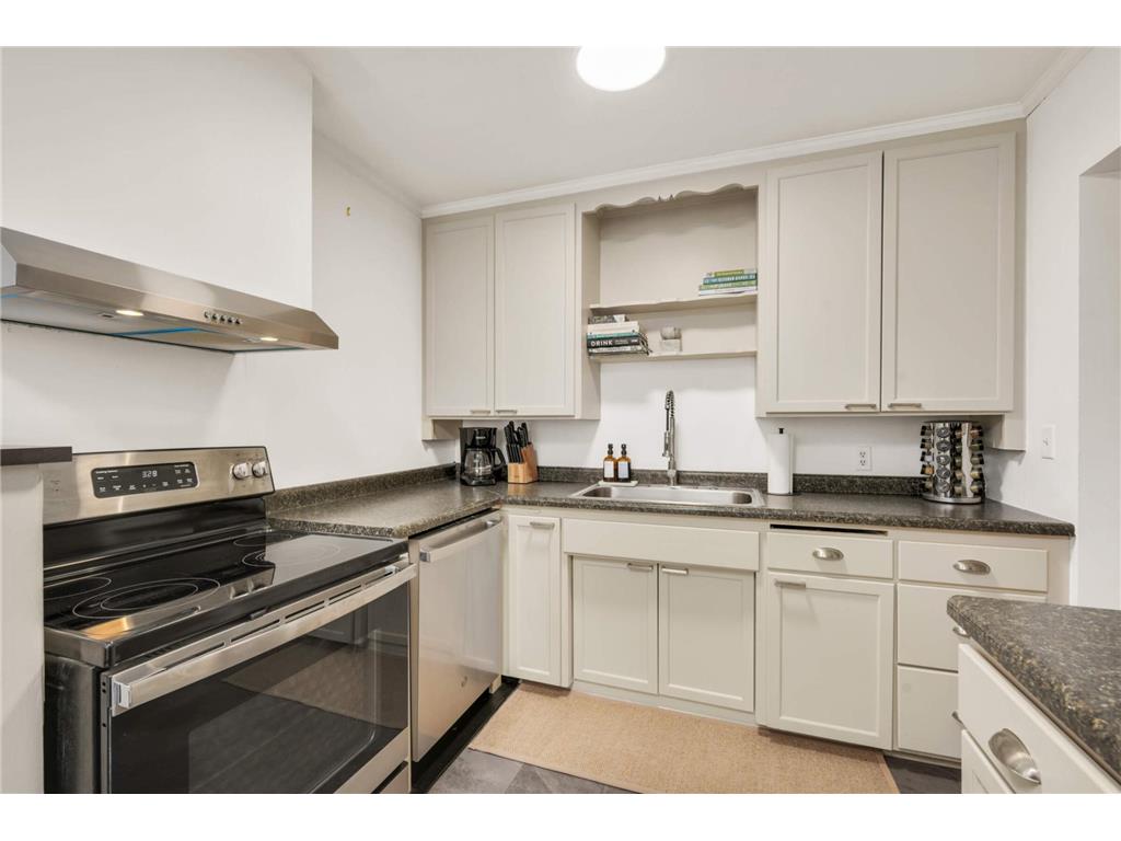 5828 Lyndale Avenue S Minneapolis MN 55419 7071813 image9