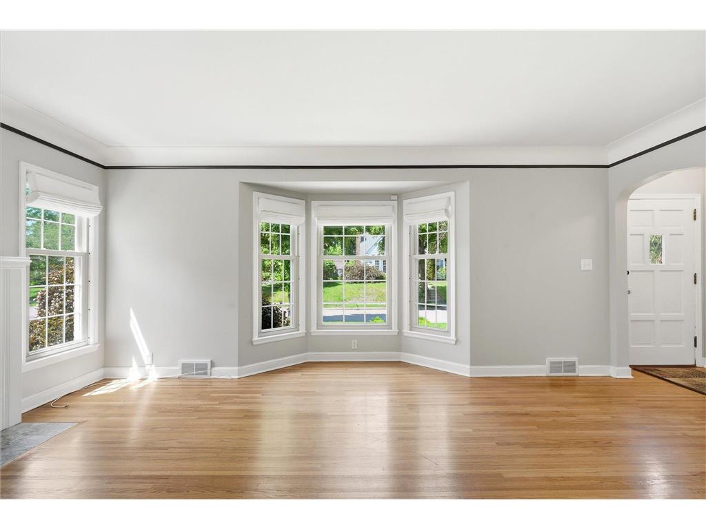 5829 Columbus Avenue Minneapolis MN 55417 7085071 image10
