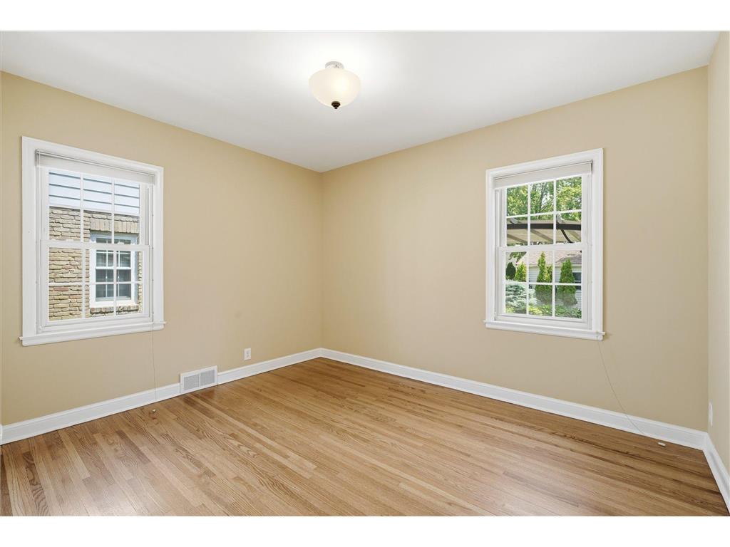 5829 Columbus Avenue Minneapolis MN 55417 7085071 image15