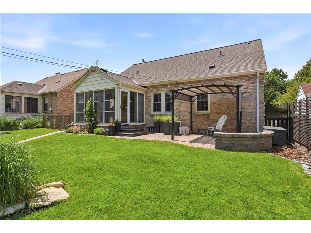 5829 Columbus Avenue Minneapolis MN 55417 7085071 image55