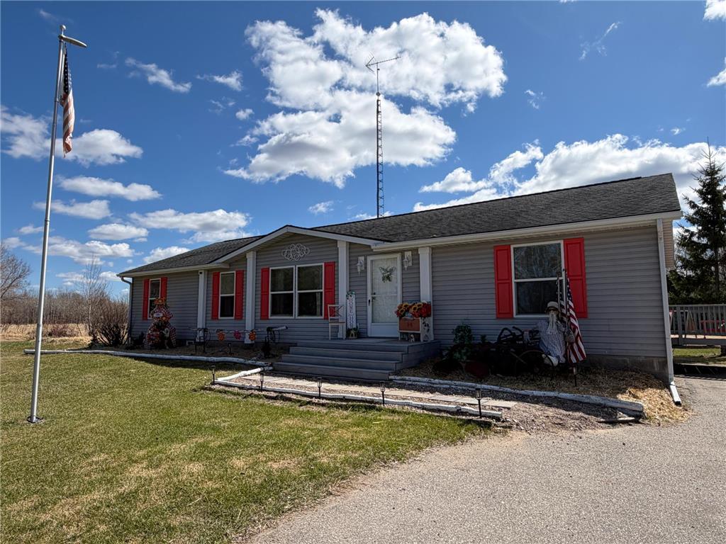 58296 County Road 12 Warroad MN 56763 7066354 image1