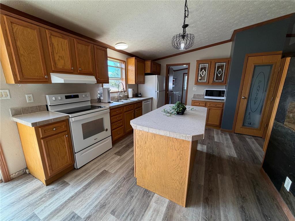 58296 County Road 12 Warroad MN 56763 7066354 image5