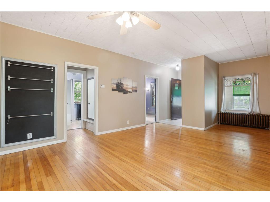 583 Robert Street S Saint Paul MN 55107 6579701 image1