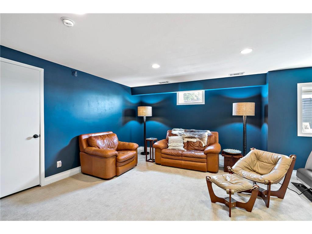 5830 Club Lane Shorewood MN 55331 7063685 image45