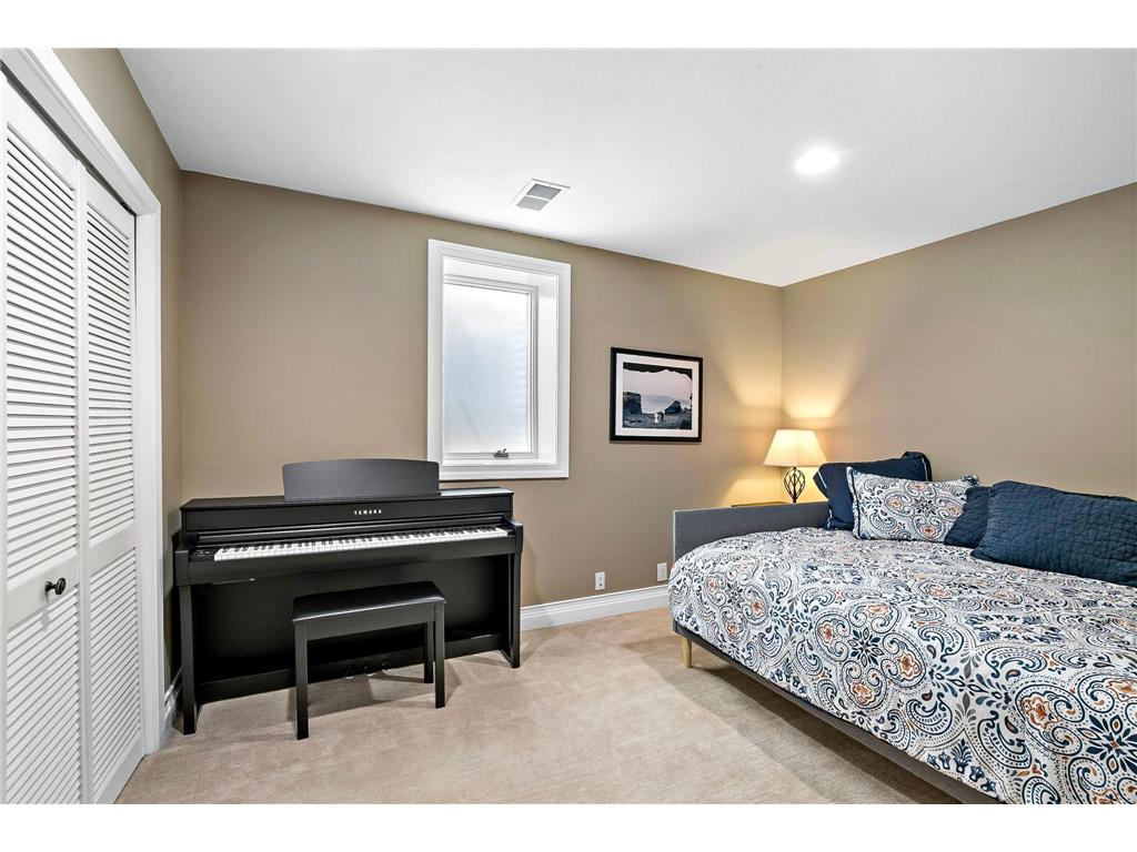 5830 Club Lane Shorewood MN 55331 7063685 image49