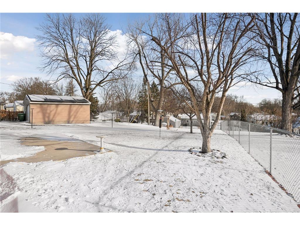 5832 Rhode Island Avenue N Crystal MN 55428 7035982 image26