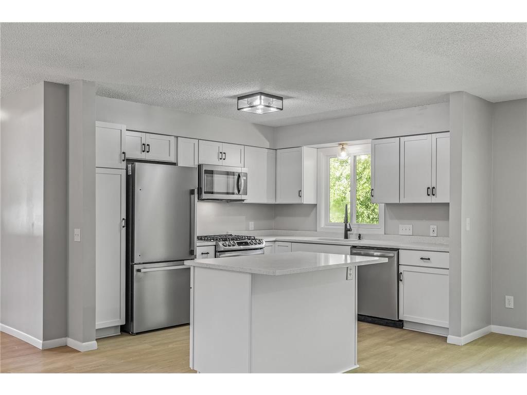 5834 Aldrich Avenue N Brooklyn Center MN 55430 6552408 image1