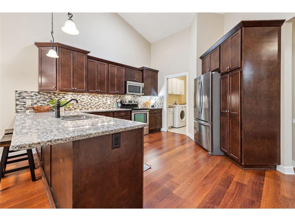 5835 Oakgreen Court N Oak Park Heights MN 55082 6628688 image1
