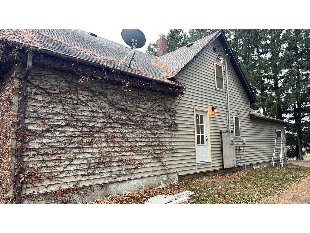 584 21 1/2 Avenue Cumberland WI 54829 6799321 image39