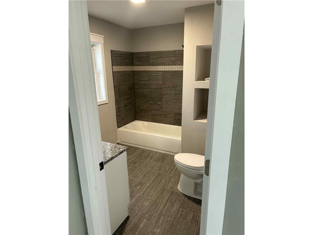 584 21 1/2 Avenue Cumberland WI 54829 7011909 image11