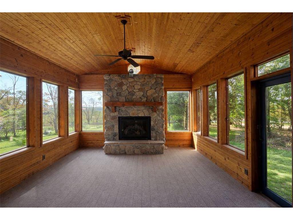 584 21 1/2 Avenue Cumberland WI 54829 7011909 image17
