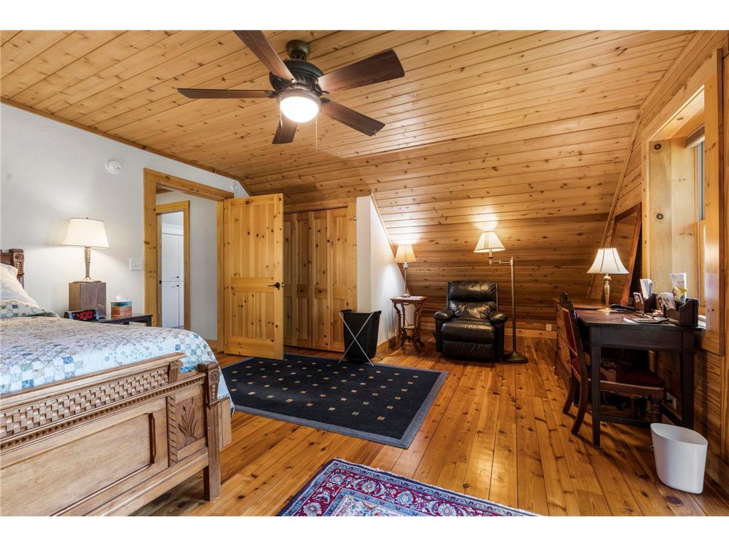 5840 Christmas Lake Road Shorewood MN 55331 - Christmas 7103645 image31