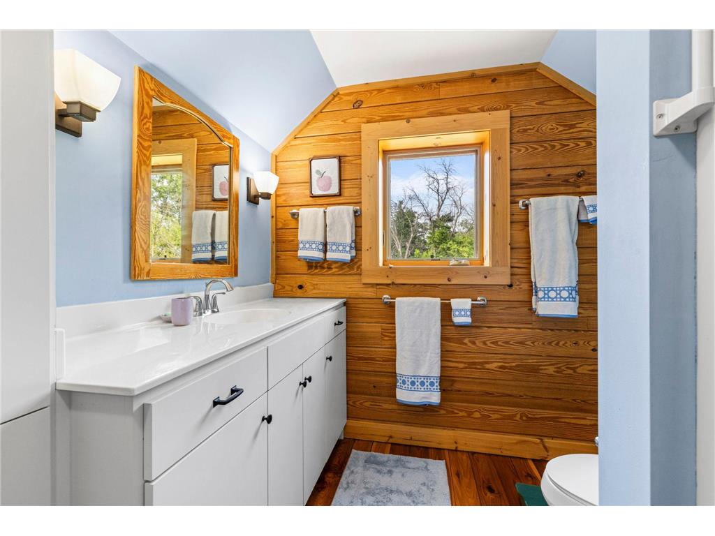 5840 Christmas Lake Road Shorewood MN 55331 - Christmas 7103645 image35