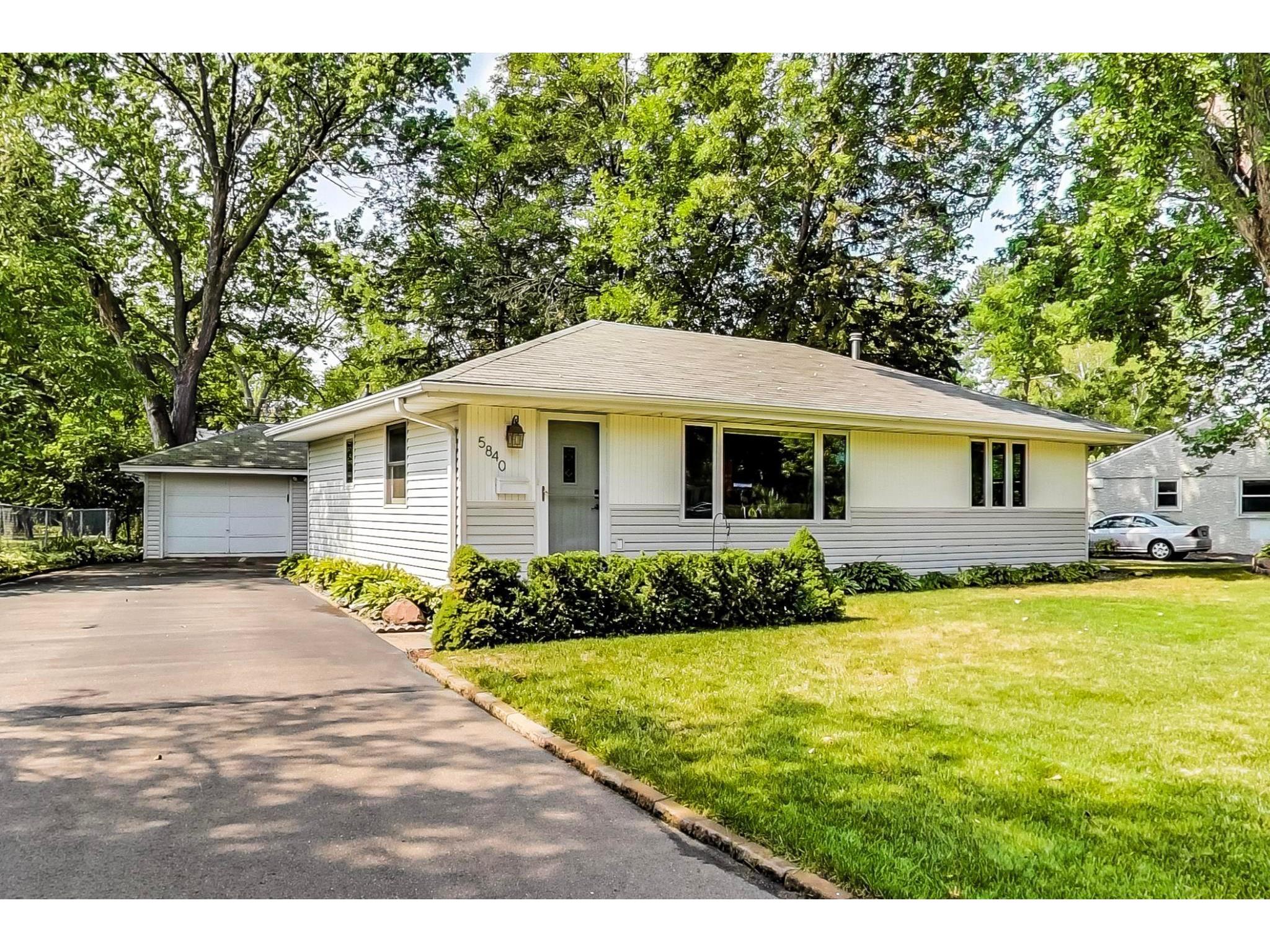 5840 Moore Lake Drive W Fridley MN 55432 5755516 image1