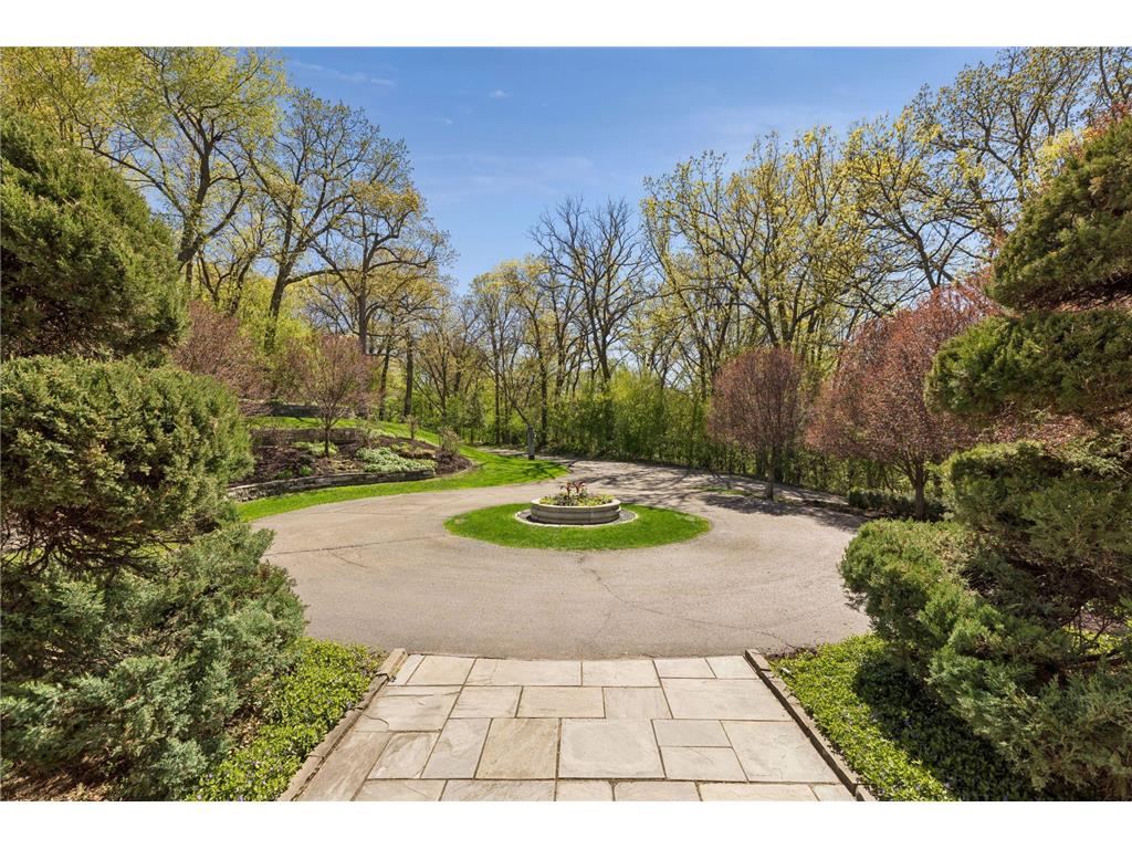 5840 Mount Normandale Drive Bloomington MN 55437 - Normandale 7064071 image26