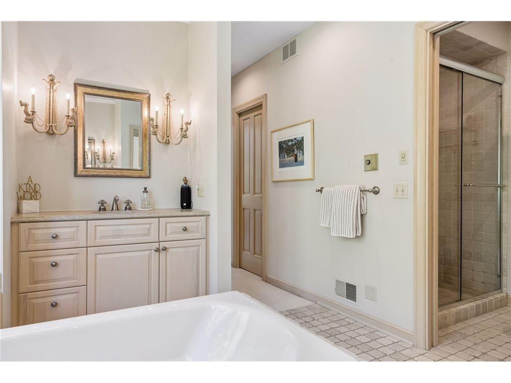 5840 Mount Normandale Drive Bloomington MN 55437 - Normandale 7064071 image67