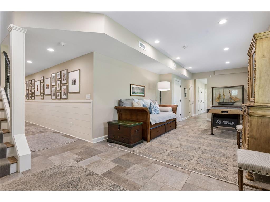 5840 Mount Normandale Drive Bloomington MN 55437 - Normandale 7064071 image76
