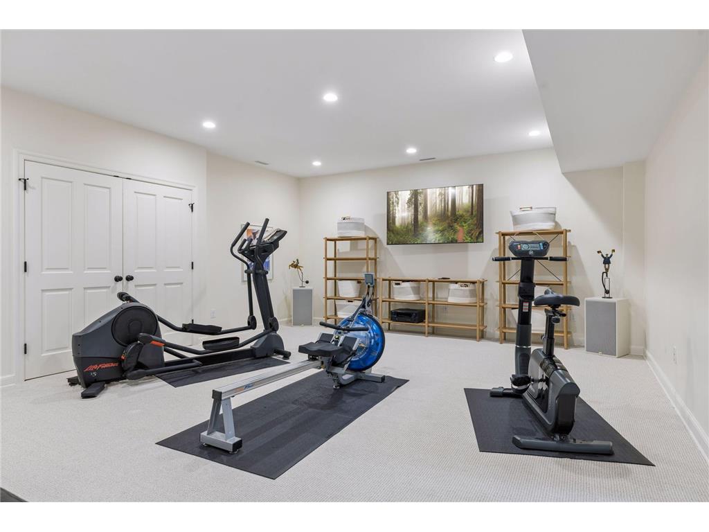 5840 Mount Normandale Drive Bloomington MN 55437 - Normandale 7064071 image85