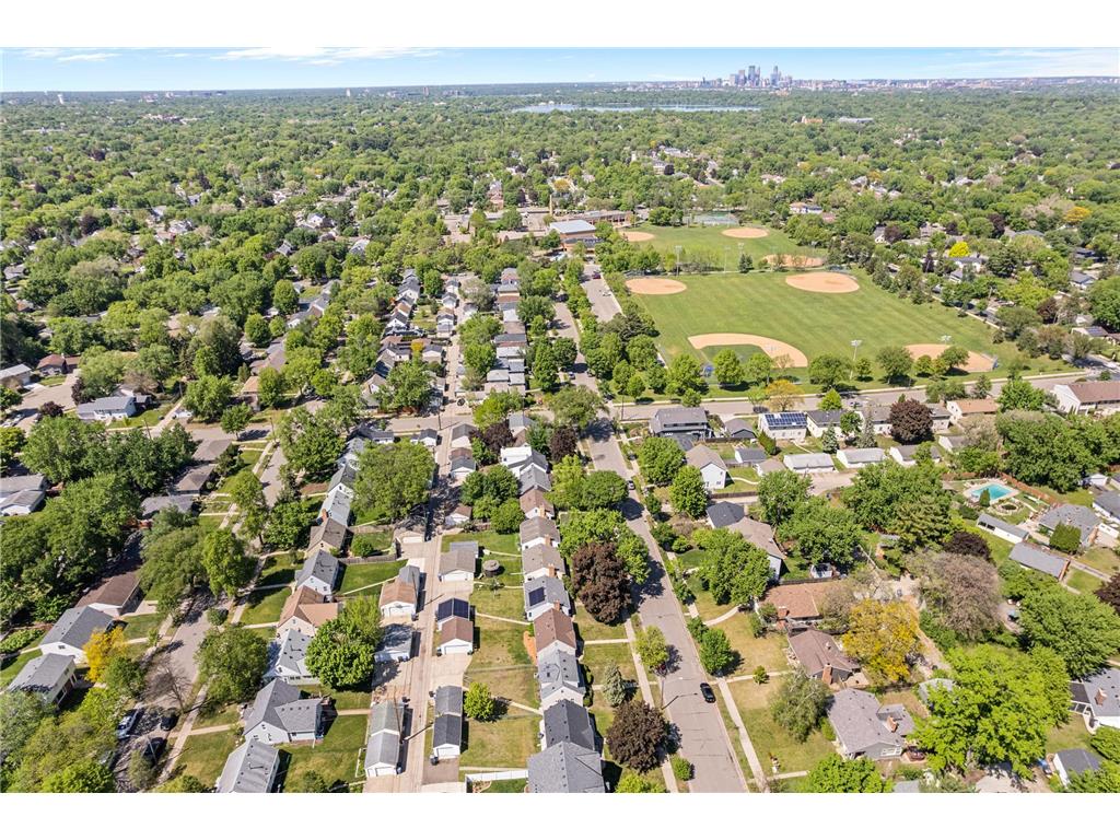 5840 Russell Avenue S Minneapolis MN 55410 7078531 image11