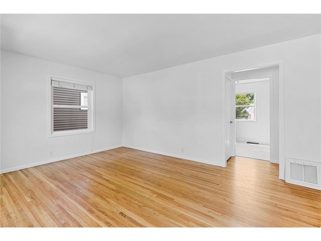 5840 Russell Avenue S Minneapolis MN 55410 7078531 image14