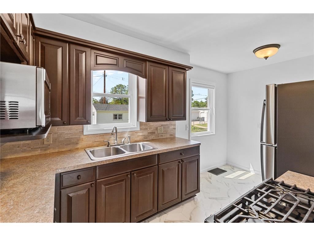 5840 Russell Avenue S Minneapolis MN 55410 7078531 image2