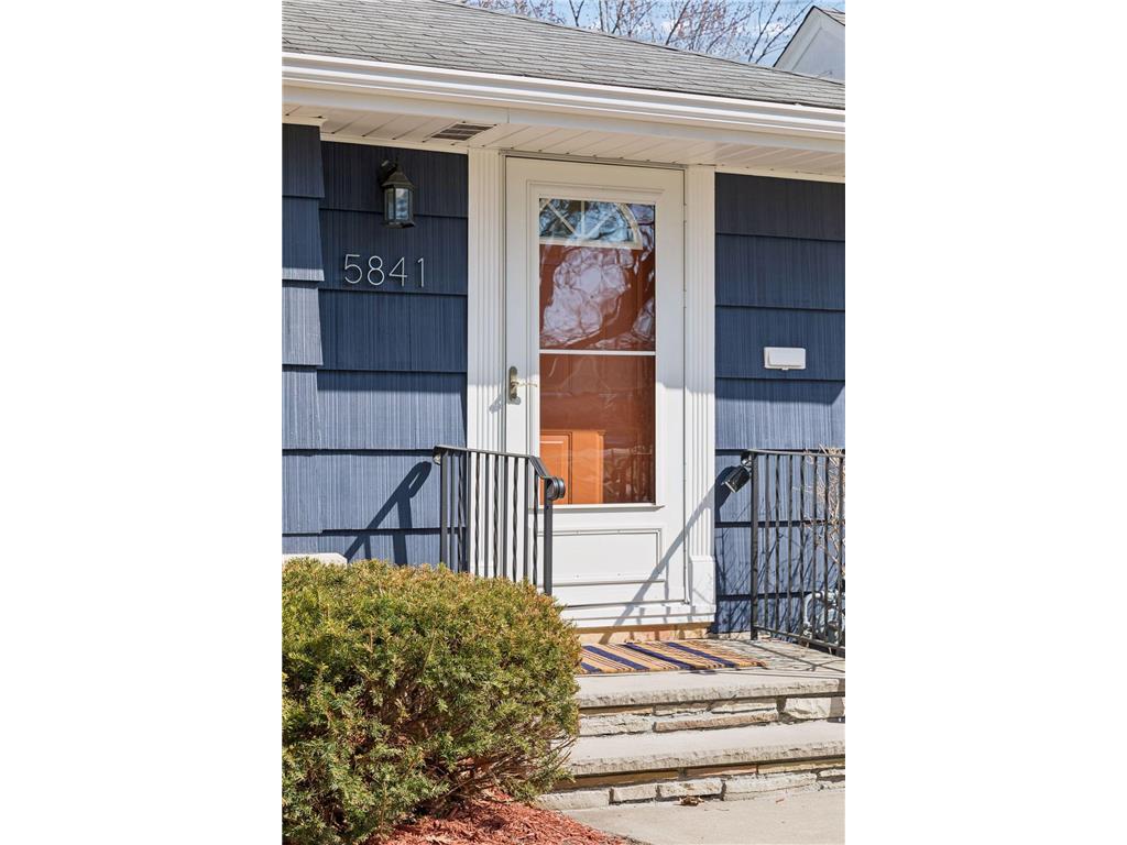 5841 11th Avenue S Minneapolis MN 55417 7043541 image2